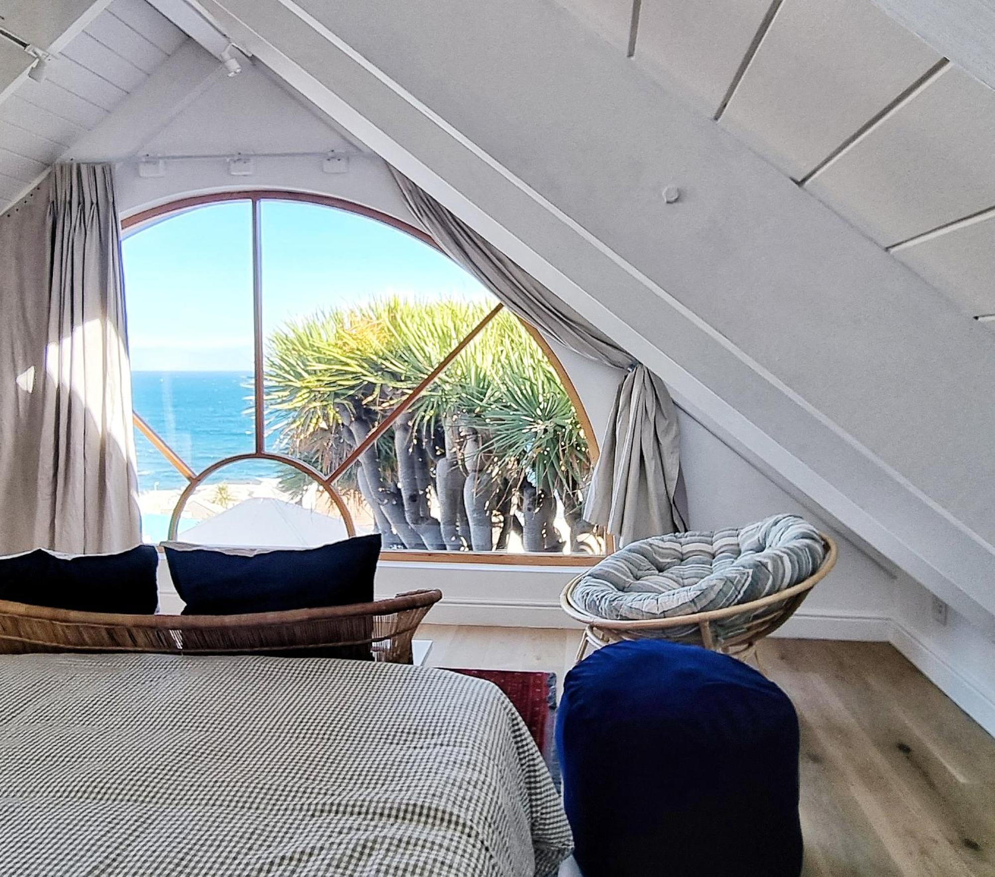 The Dragon Tree Guesthouse Kalk Bay Eksteriør bilde