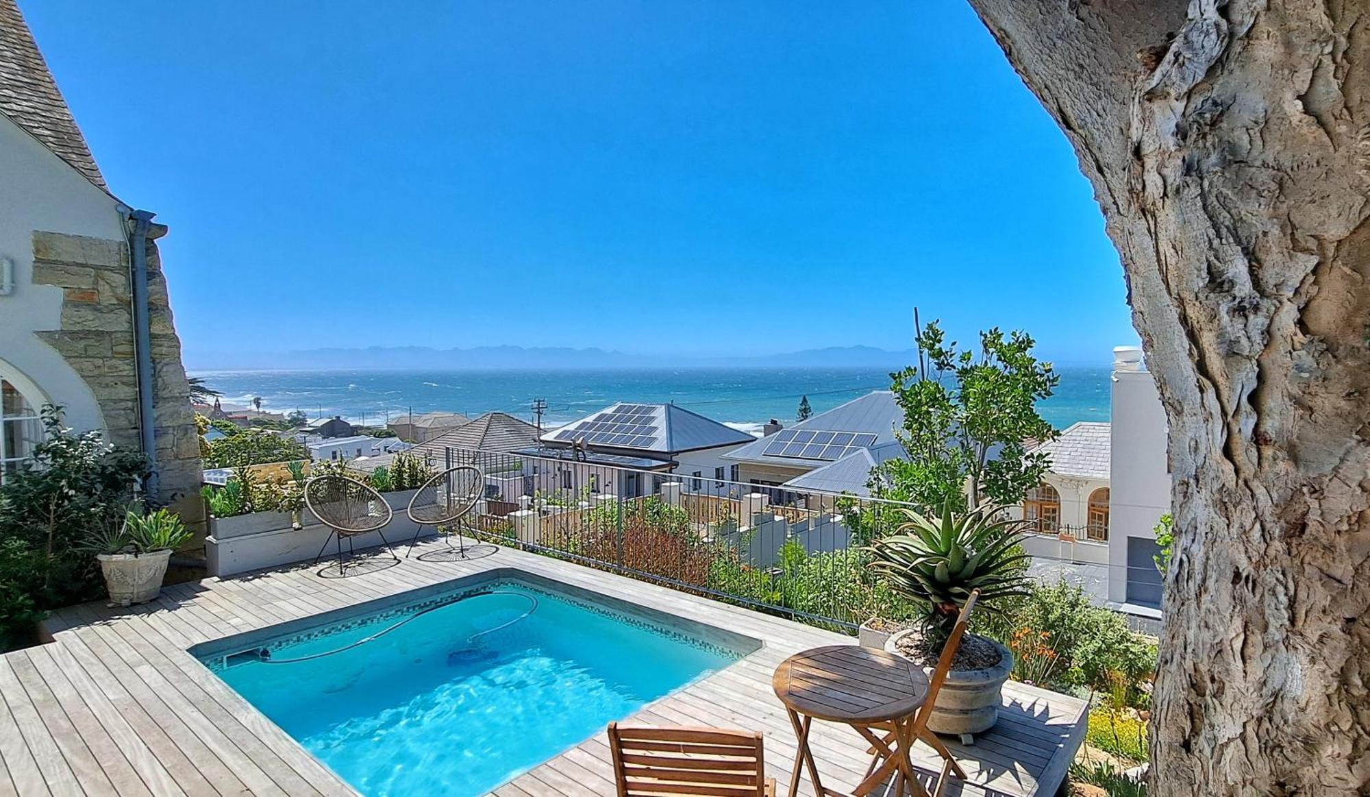 The Dragon Tree Guesthouse Kalk Bay Eksteriør bilde